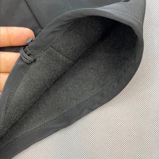 اسکارف داخل کرک پارچه فلامنت مشکی