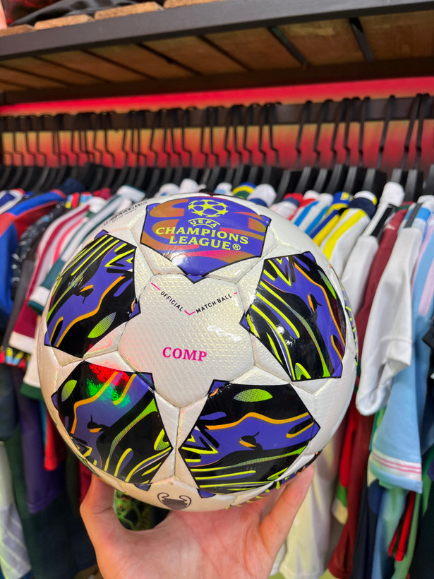 توپ فوتبال دوختی مدل فینال چمپونزلیگ ۲۰۲۶ پاکستانی درجه یک سایز پنج